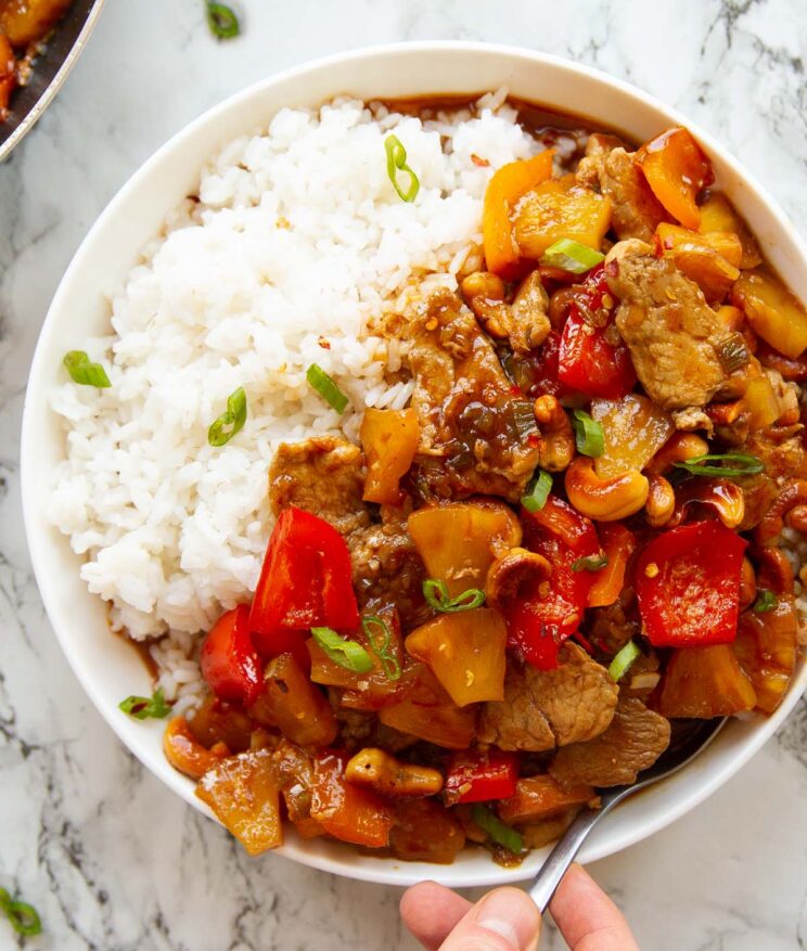 Pork and pineapple stir fry